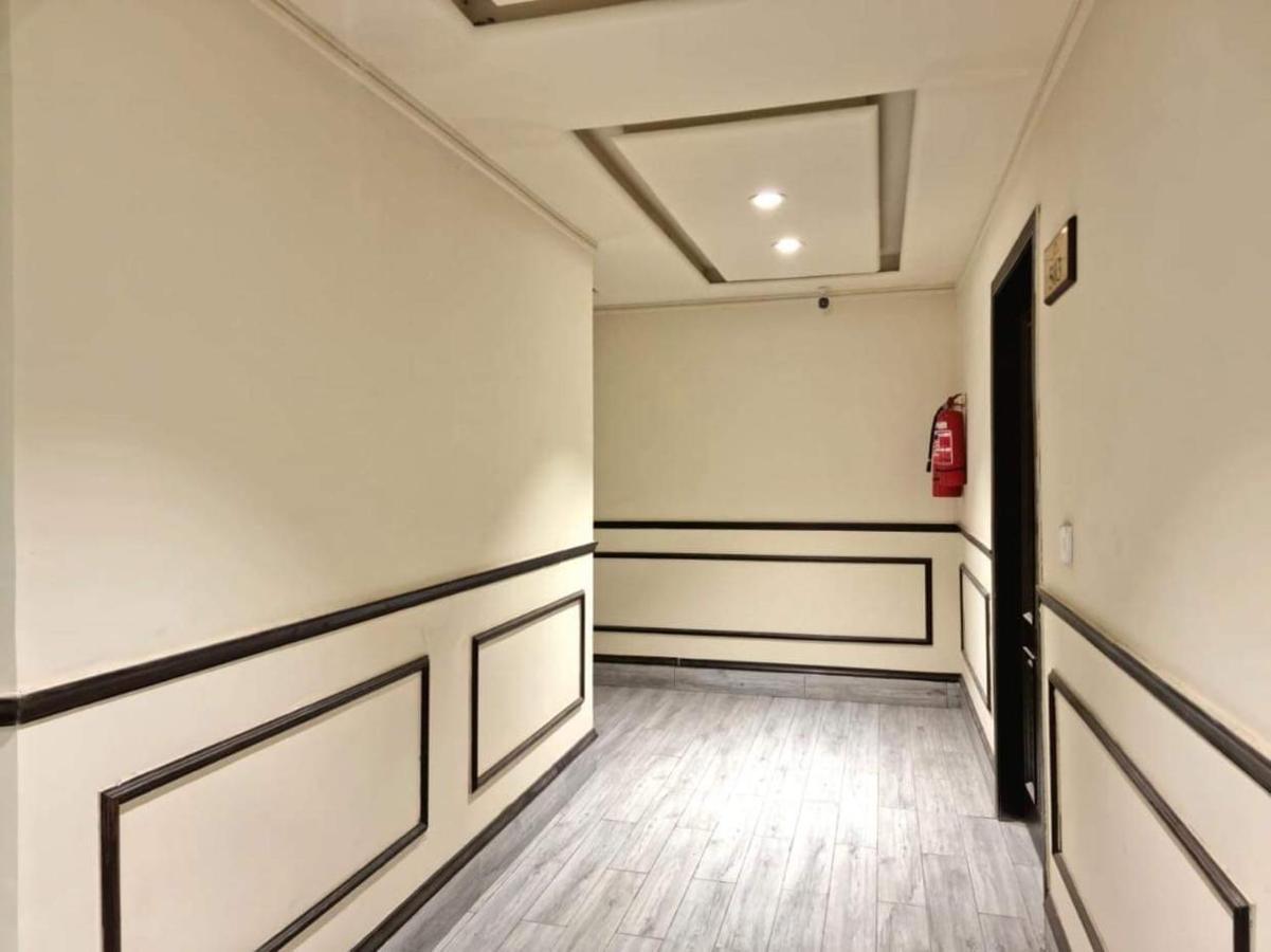 Comfortable & Lovely 1 Bed Apt In Bahria Town Rawalpindi Exteriör bild